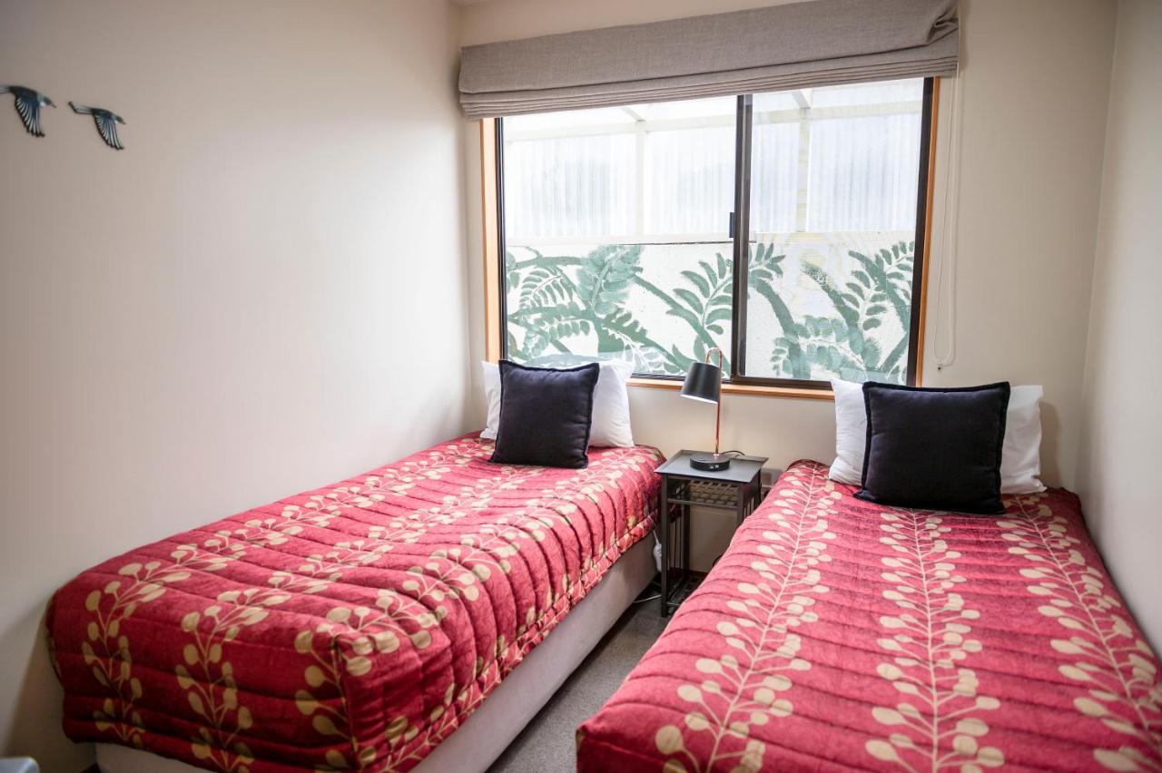 Asure Aspiring Court Motel Гаст Екстер'єр фото